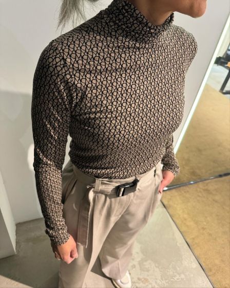 Copenhagen Muse Lobby top Timber Wolf