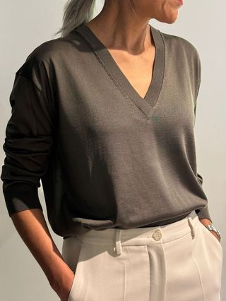 Drykorn V hals trui Karaja_2 2112 groen