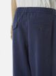 Universal Works broek pleated track pant blauw