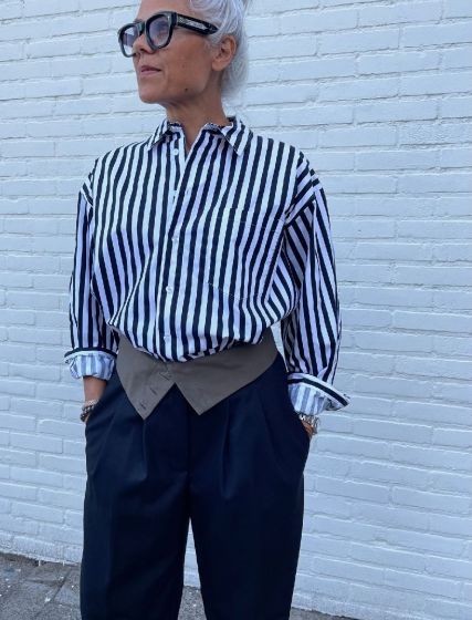 Oval Square Feeling Oversized Shirt -Black Stripe