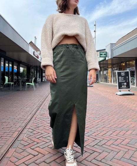 Oval Square Ravi Maxi Skirt Kombu Green