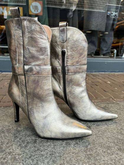 Lodi Relain Rugo B Cava