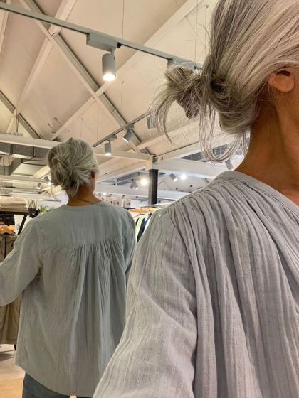 Not Shy blouse Vega jean licht blauw