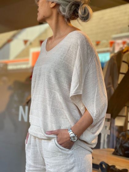 Not Shy top Wanete Sable