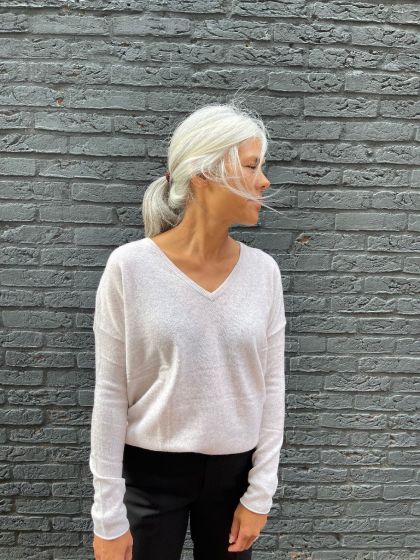 Not Shy dames trui Jezabel Snow Grey