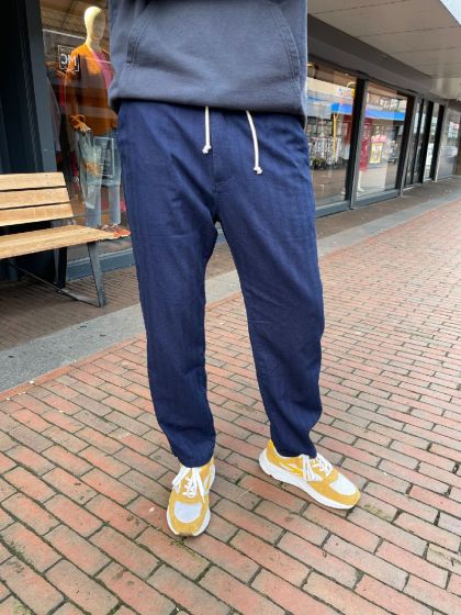 Universal Works heren broek Track Trouser Indigo