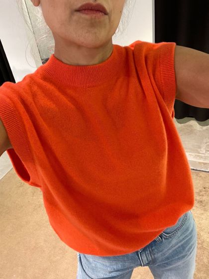 Samsoe dames trui mouwloos Nola spicy orange