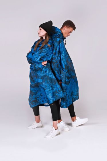 Rain Kiss Poncho Blue Bubbles