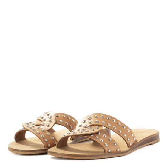 Toral dames leren sandalen met studs beige